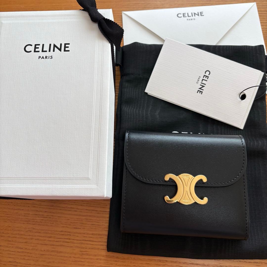 CELINE トリオンフ 三つ折り財布