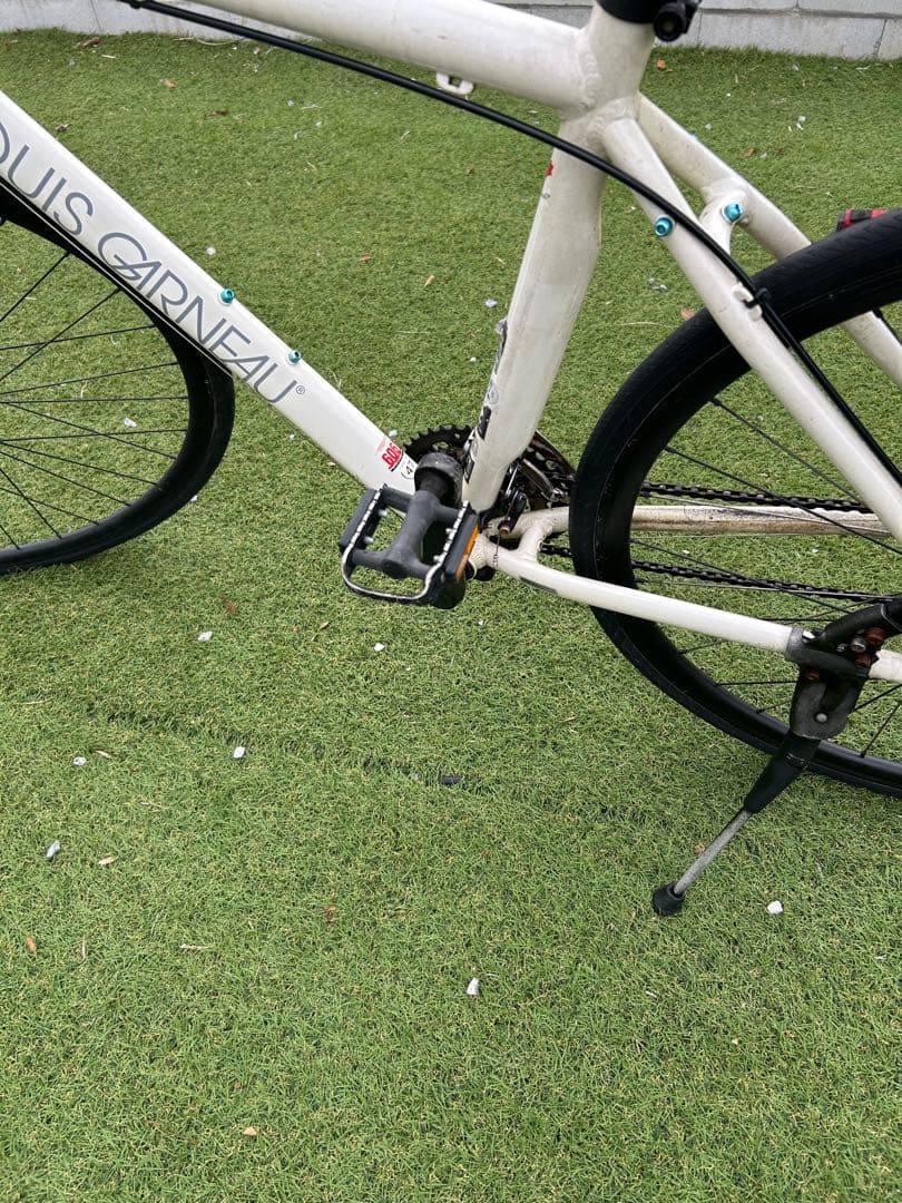 LOUIS GARNEAU クロスバイク ホワイト 24段変速（前3✖️後8）