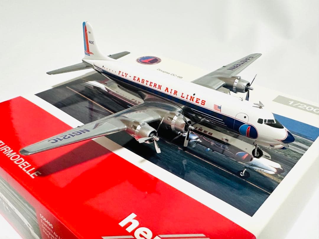 1/200 ダグラスDC-6B フライイースタン航空
