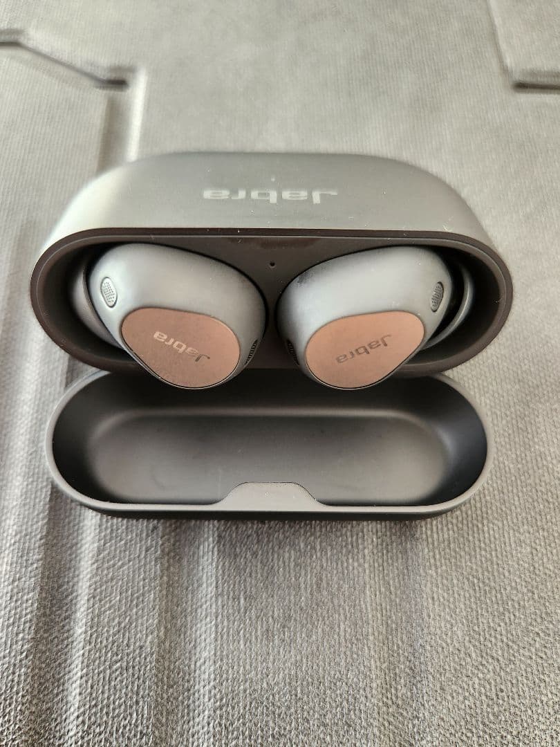 Jabra Elite 10 チタンブラック