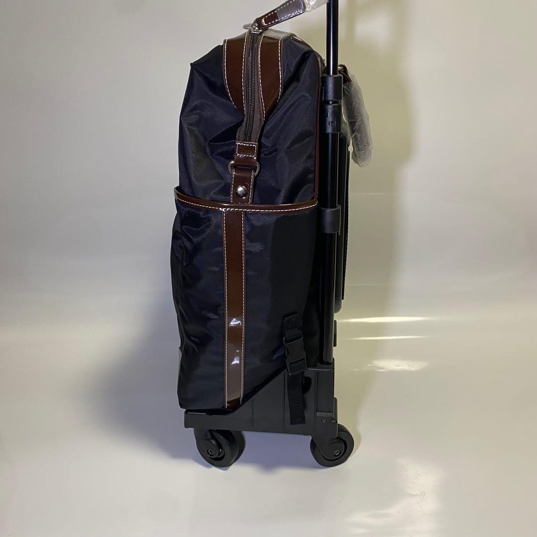 新品・未使用✨スワニー　ルーマII　キャリーバッグ　座面付き　4輪キャスター