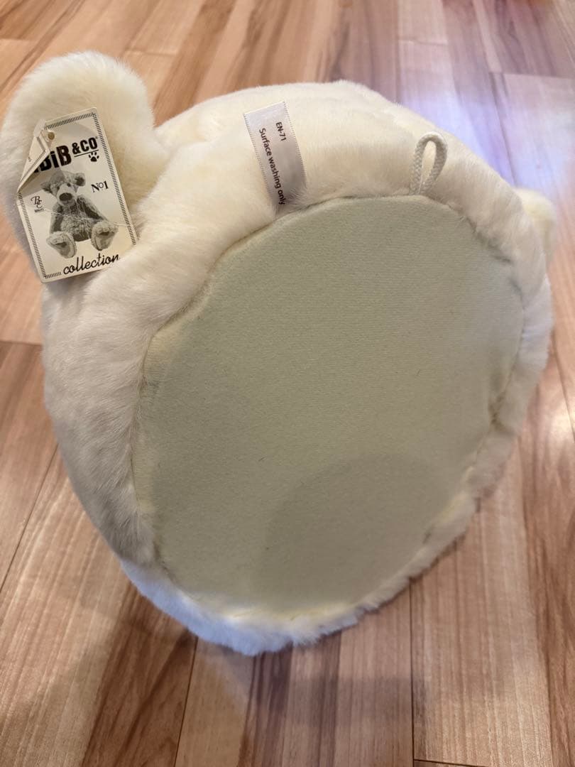 【タグあり】BiBiB&Co社　ポーラーベア　ホッキョクグマ ぬいぐるみ剥製風