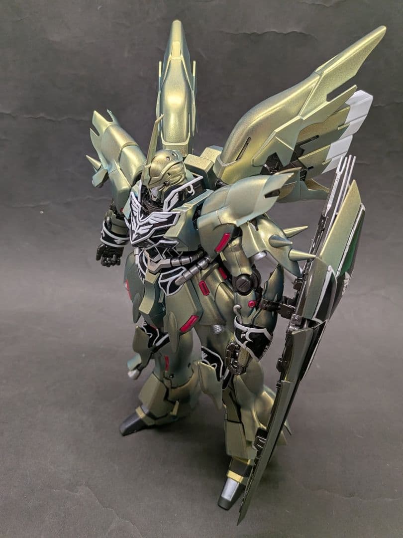 機動戦士ガンダムUC MGシナンジュ（クワトロ・バジーナ専用）