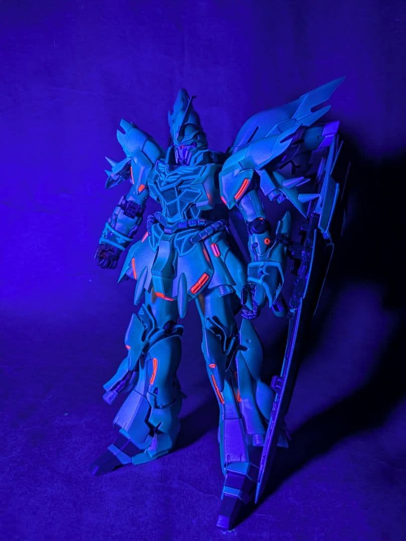 機動戦士ガンダムUC MGシナンジュ（クワトロ・バジーナ専用）