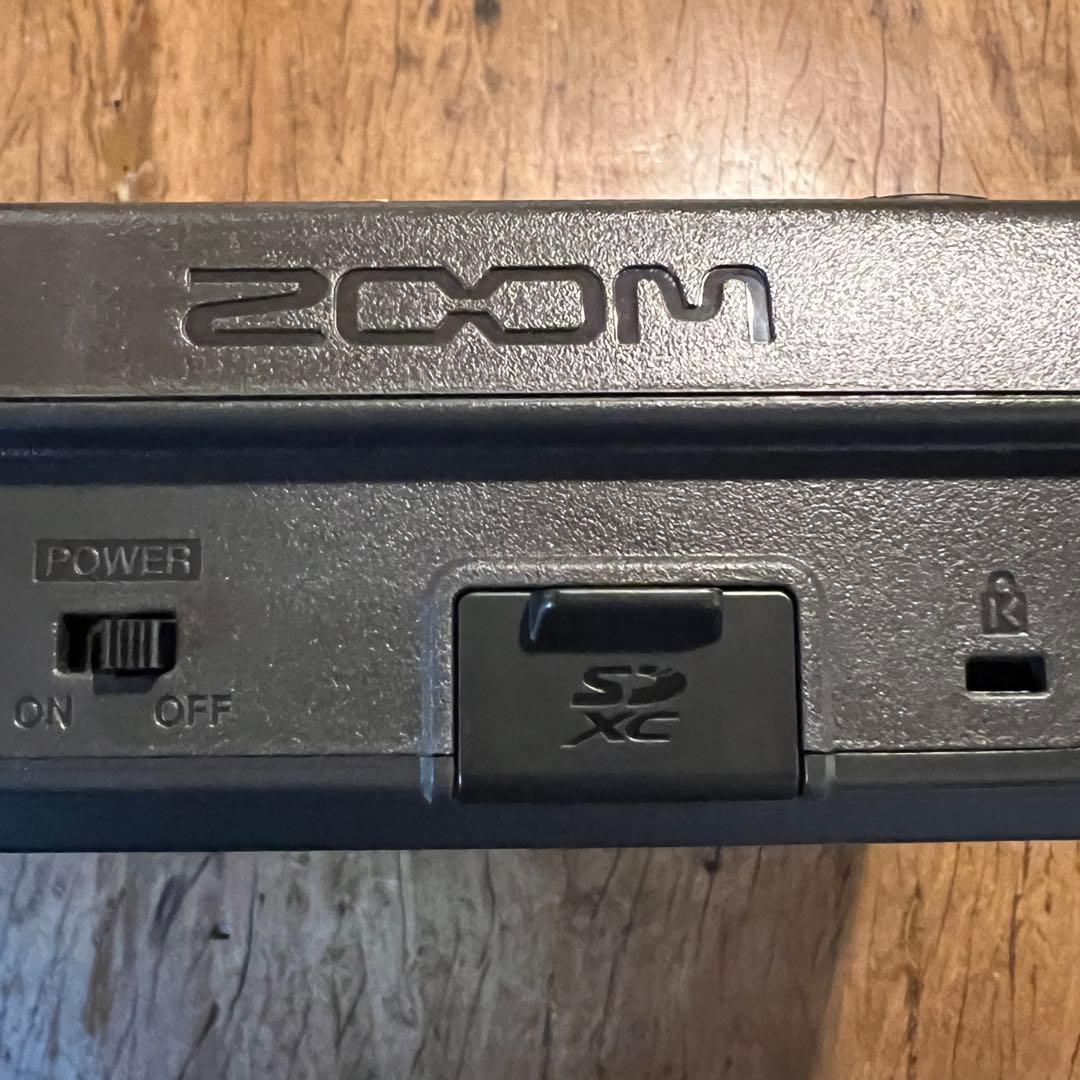 Zoom LiveTrak L-8 デジタルミキサー