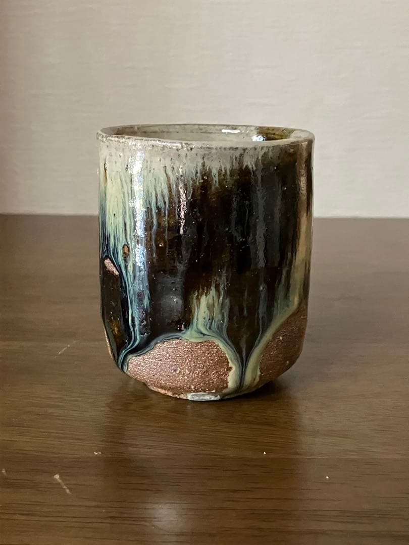 吉野敬子作　朝鮮唐津湯呑　2脚セット　遺作　径7cm 高さ8.5cm