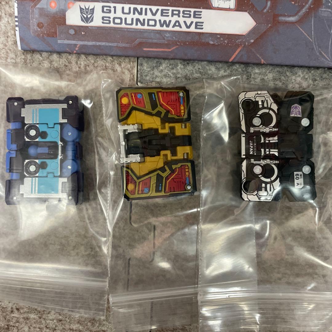 トランスフォーマー TL-84 サウンドウェーブセット