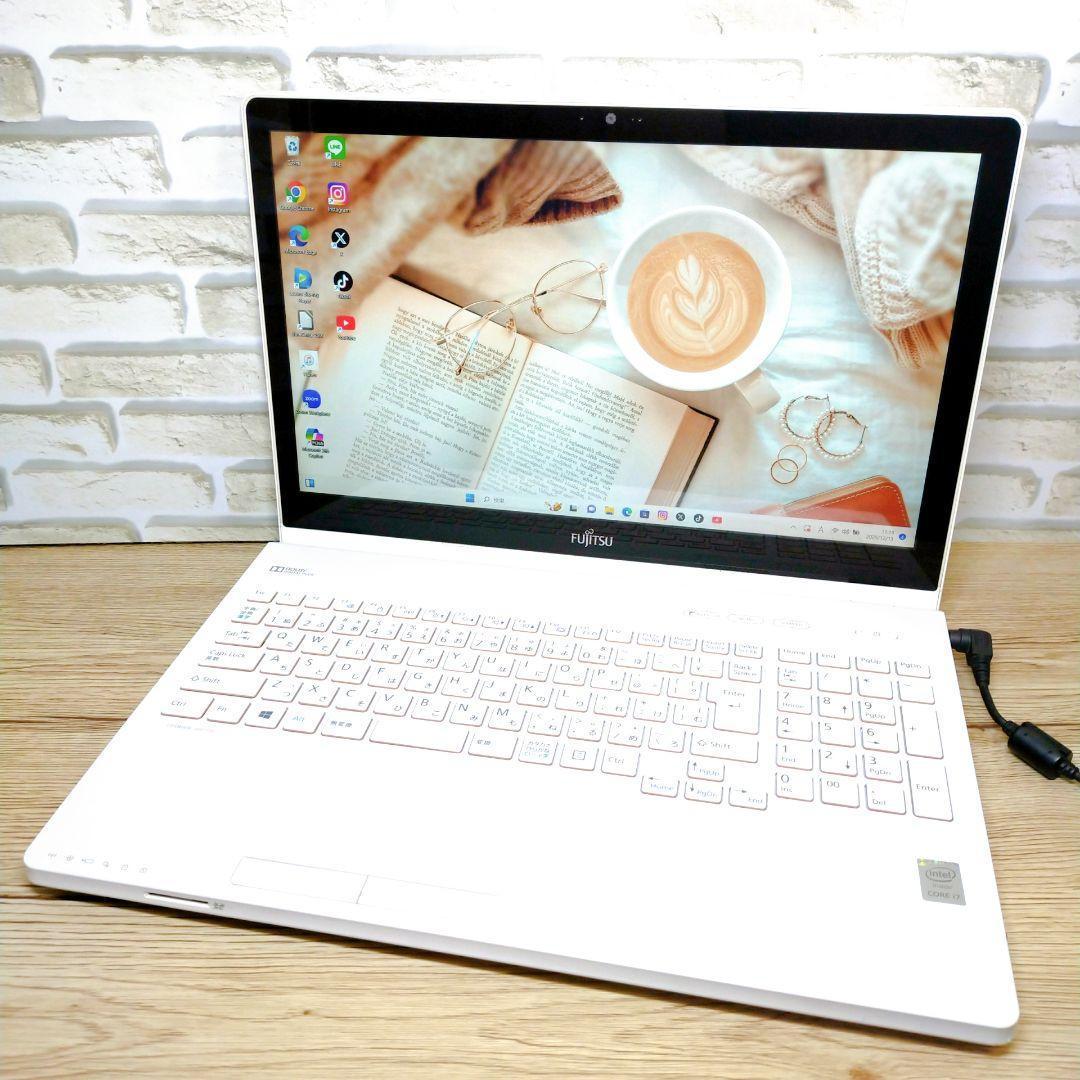 限定1台✨美品✨️タッチパネル♥高速SSD ノートパソコン♪サクサク動作で快適