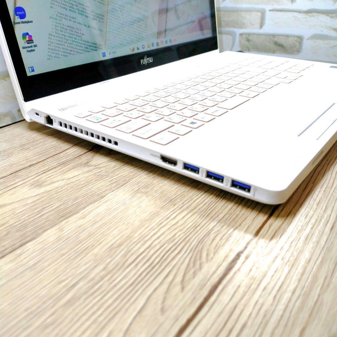 限定1台✨美品✨️タッチパネル♥高速SSD ノートパソコン♪サクサク動作で快適