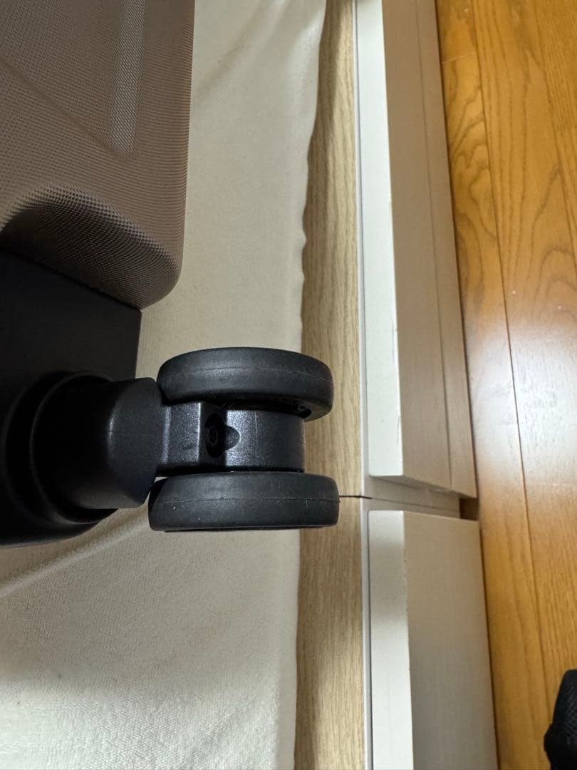 無印キャリーケース(旧型中型63Lサイズ ゴールド)