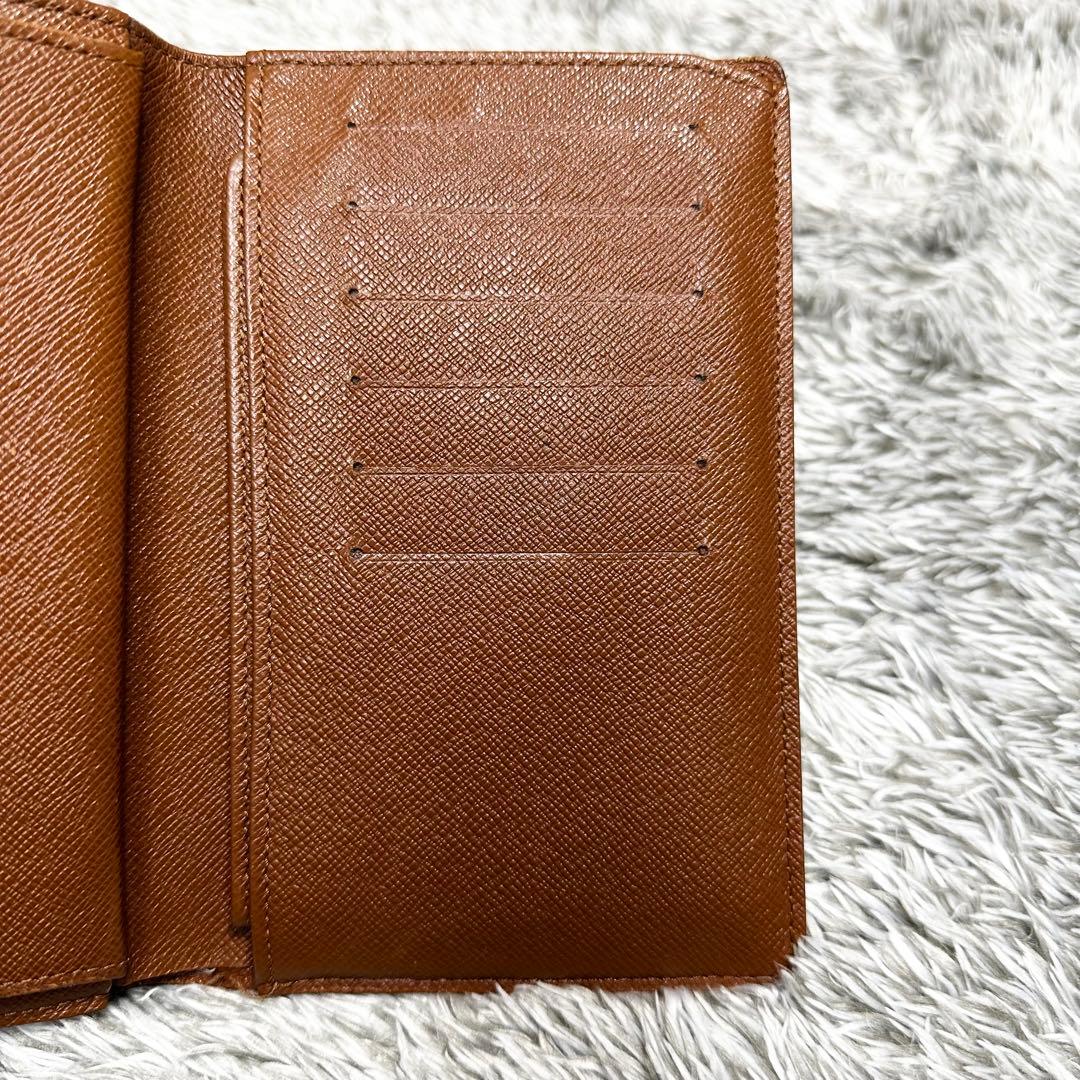 LOUIS VUITTON モノグラム ポルトトレゾール　エテュイパピエ 財布