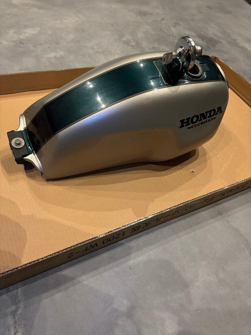 GB250クラブマン 純正タンク