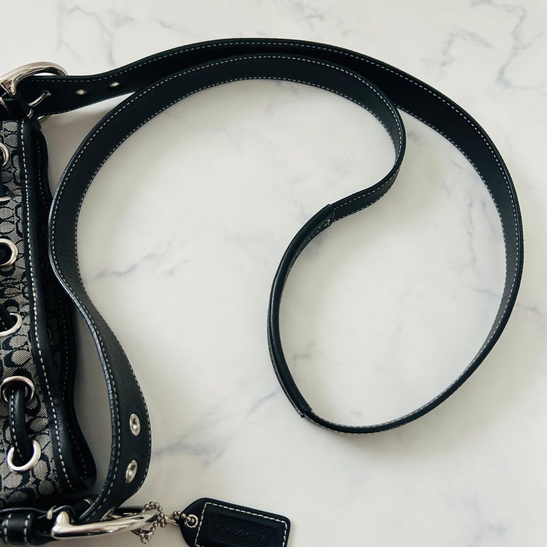 【美品】コーチ　ショルダーバッグ　レザー×キャンバス シグネチャー 巾着型 黒