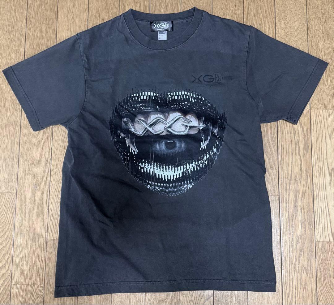XG WOKE UP Tシャツ Mサイズ GR8