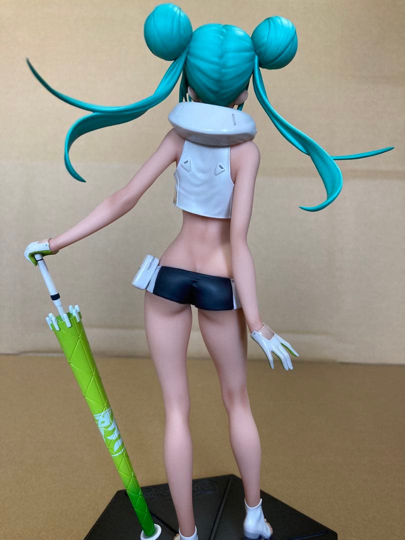 Max Factory 初音ミク　レーシングミク　2022 Tropical