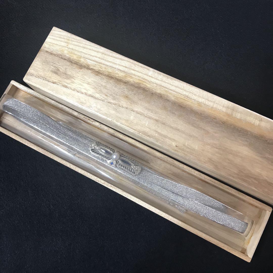 帯締め(銀細工石使い・銀糸帯)