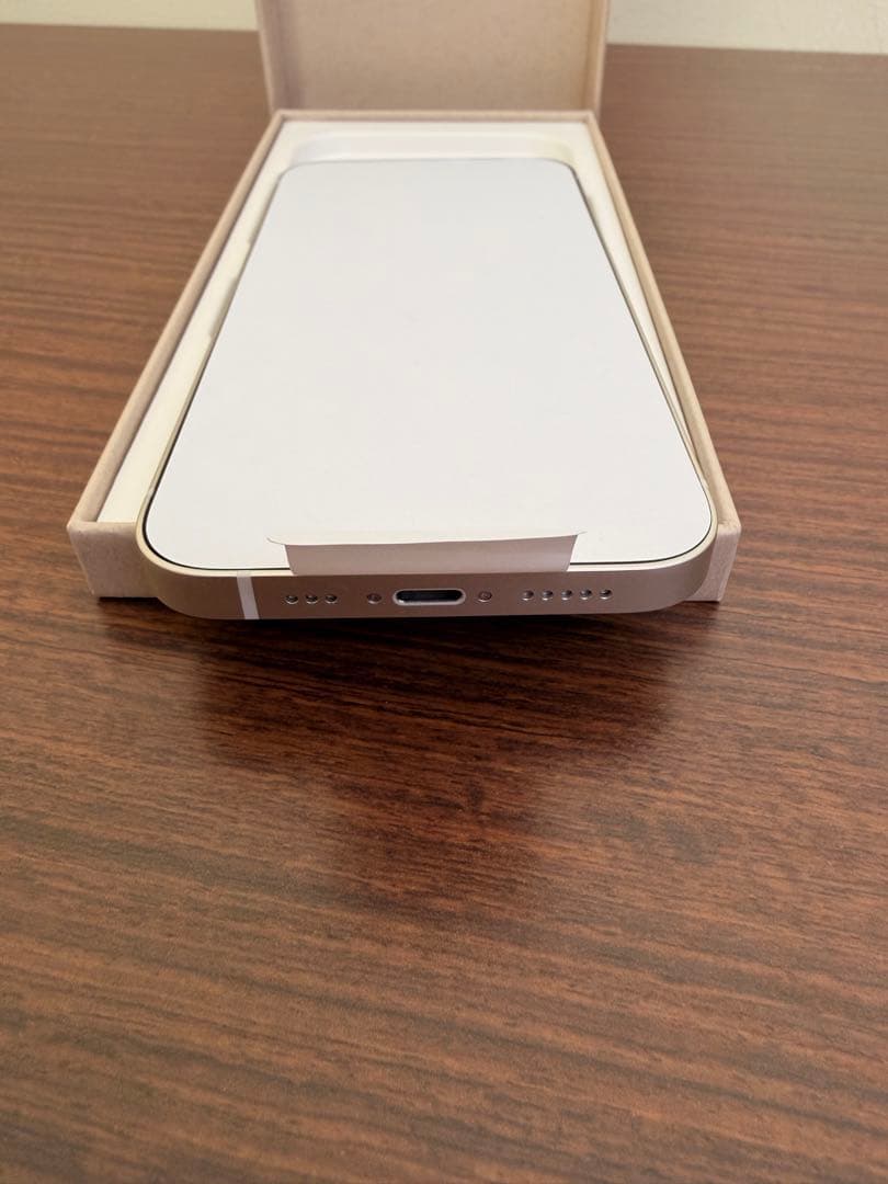 Apple iPhone 13 ホワイト 128GB 新品、未使用品