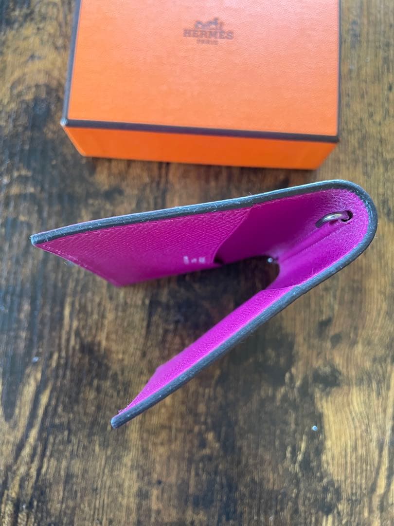 サ*ヤ様 エルメスHERMES ピンクレザー　アジェンダ手帳カバー箱付