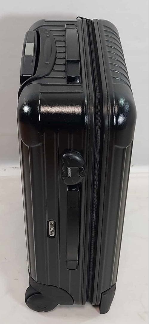 RIMOWA 32L キャリケース ブラック