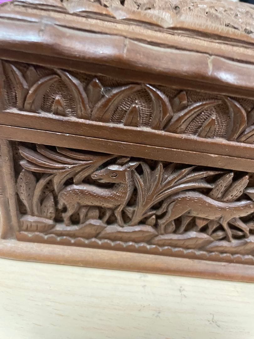 インド　アニマル　動物　カシミールヤギ　伝統工芸品　木製彫刻　ジュエルボックス