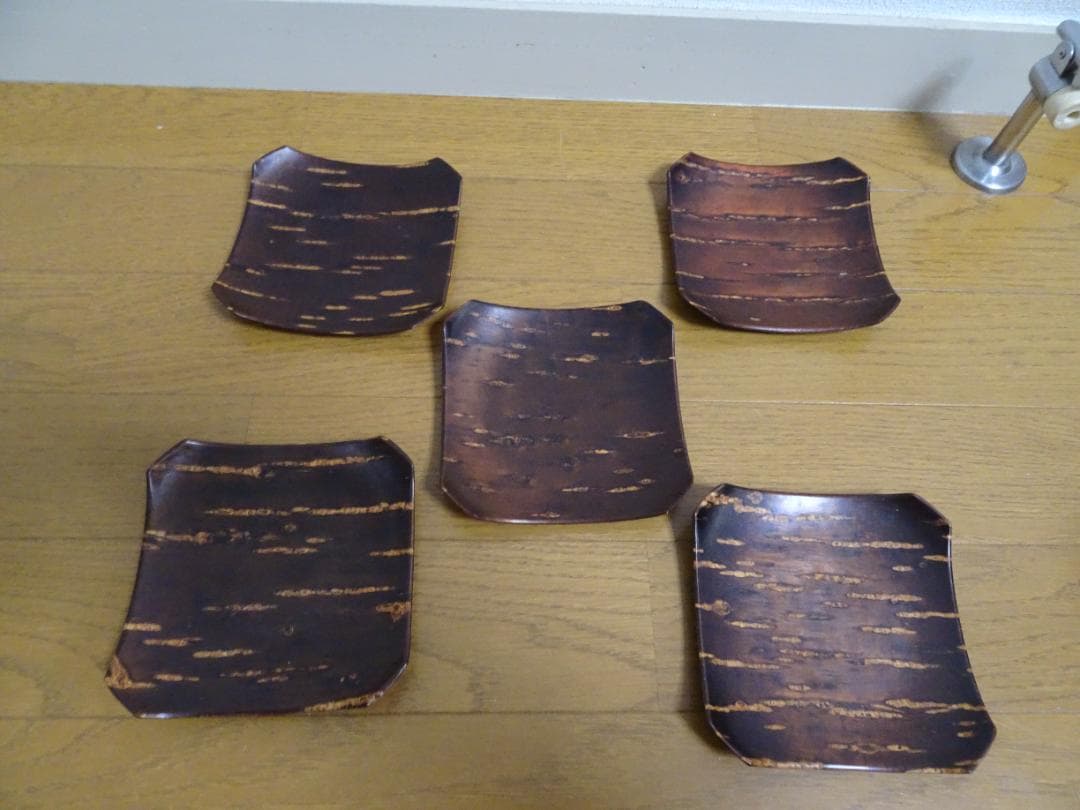 桜皮製品：10種類　茶びつ　茶托　菓子器　花瓶　大皿　茶托　　雪駄などde-5