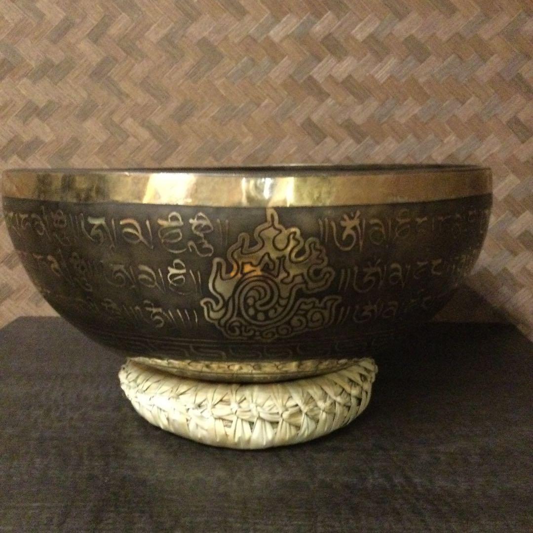 菩提樹　オールド シンギングボウル　チベット産 no4アンティーク32.5cm