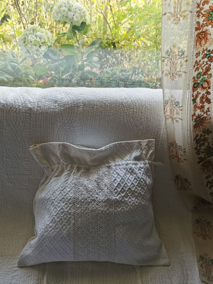 ヴィンテージ ピケドプロヴァンス ガロン花レース刺繍 菱模様織ふっくらラージ巾着