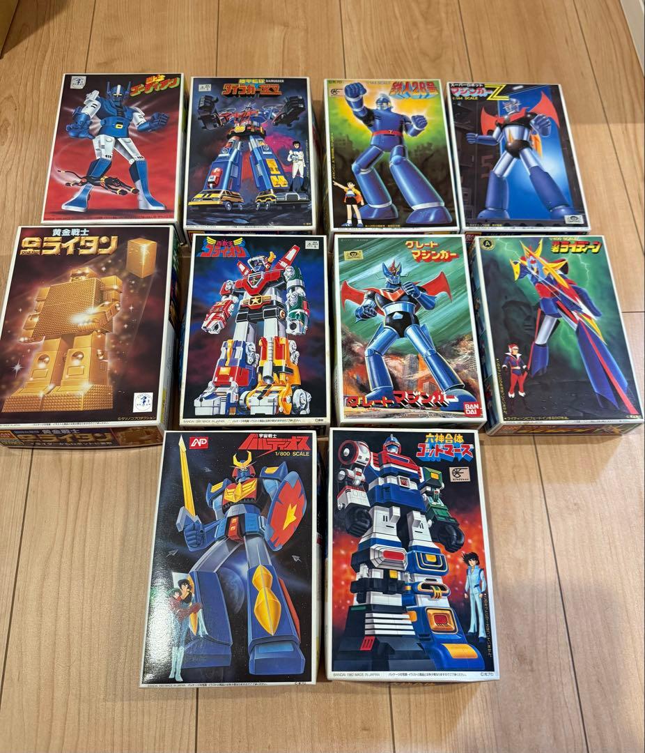 未組立　バンダイ　プラモデル 10体セット