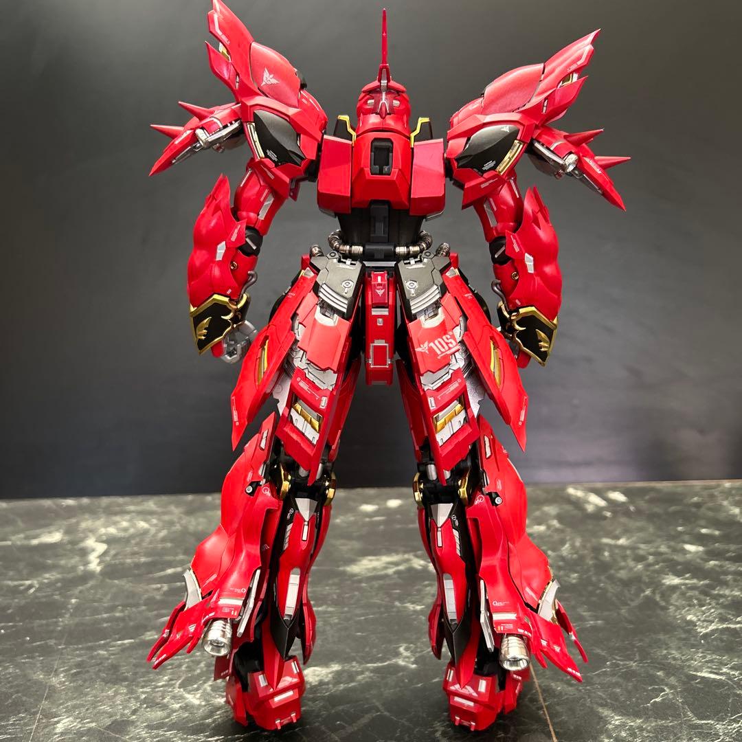 中華プラモ　彗星科技1/100白狼三倍速　海外製プラモデル完成品