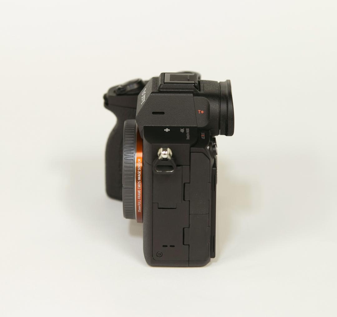 【極美品】SONY α7R IV ILCE-7RM4　ボディ / テスト撮影のみ