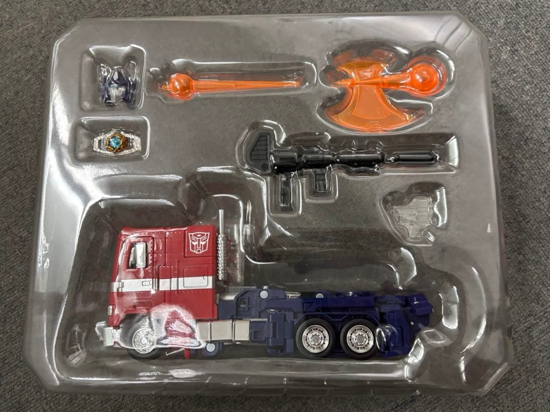 【値下げ】トランスフォーマー マスターピース オプティマスプライム