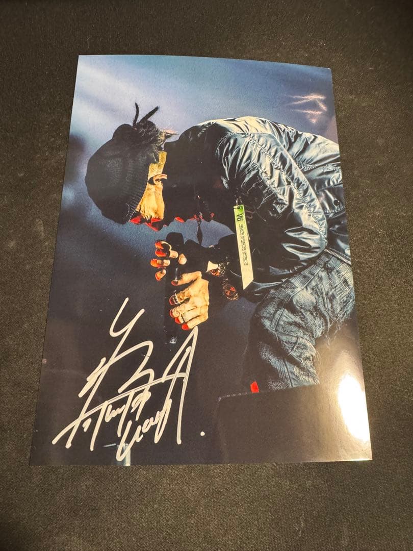 50枚限定　¥ellow Bucks 直筆サイン入りフォト フォトフレーム付き