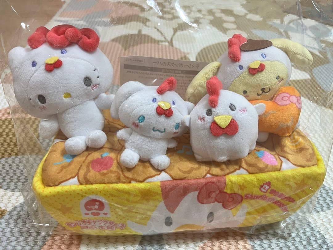 ⭐︎限定50⭐︎サンリオ×からあげクン　ティッシュボックスカバー