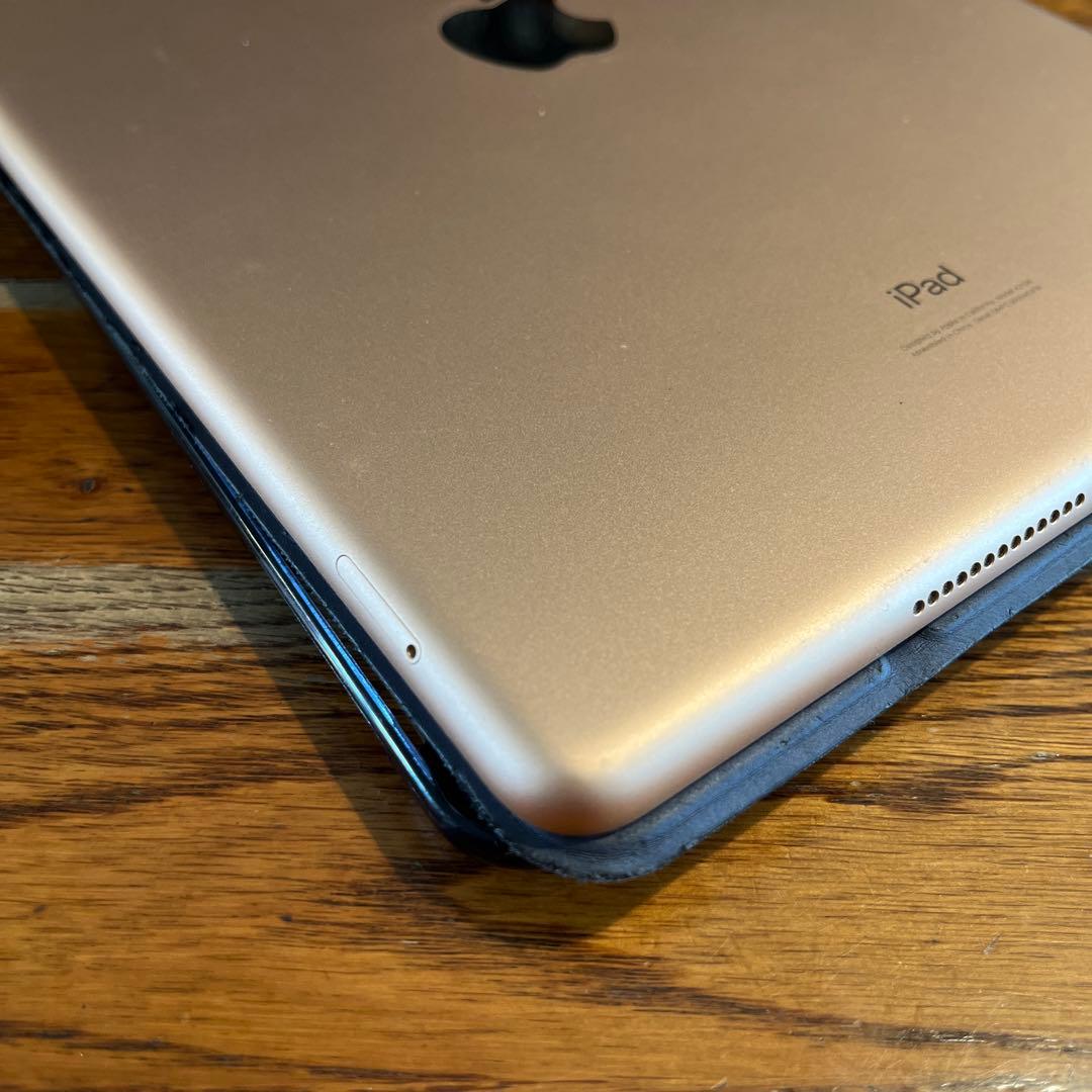 美品】iPad 第7世代 32GB Cellular ゴールド