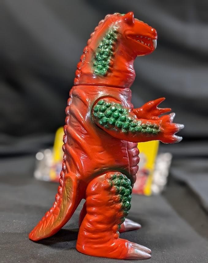 ザゴラス「帰ってきたウルトラマン」登場怪獣（ブルマァク復刻）ソフビフィギュア