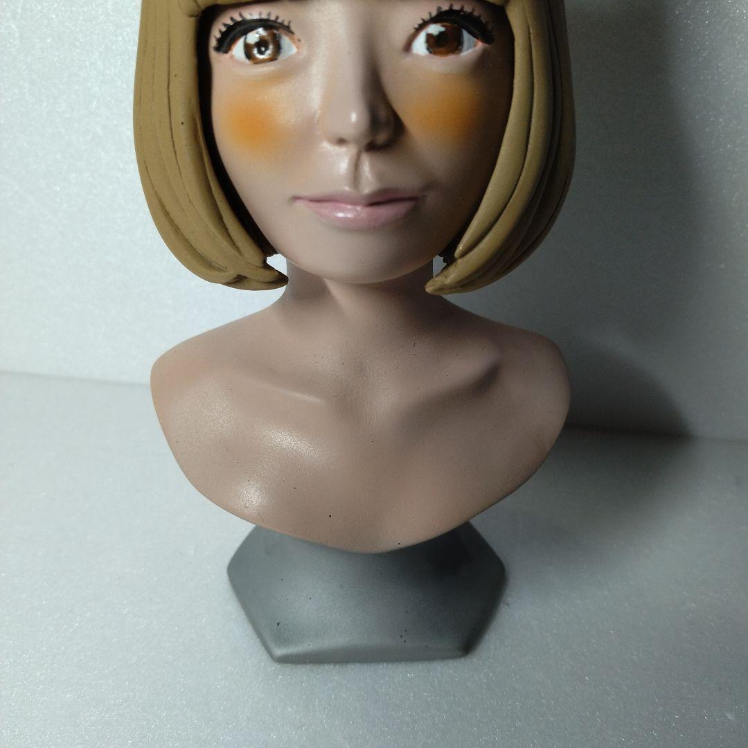 リボンを付けた女の子の胸像　ガレージキット？