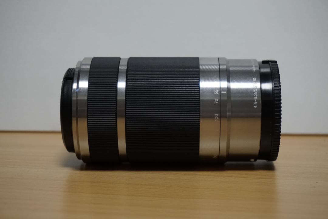SONY E 55-210mm F4.5-6.3 OSS ズームレンズ