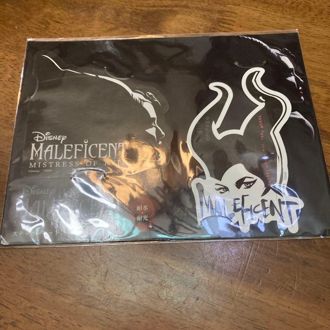 マレフィセント　アンジー　ステッカー　耐水　蓄光　新品未使用　Disney