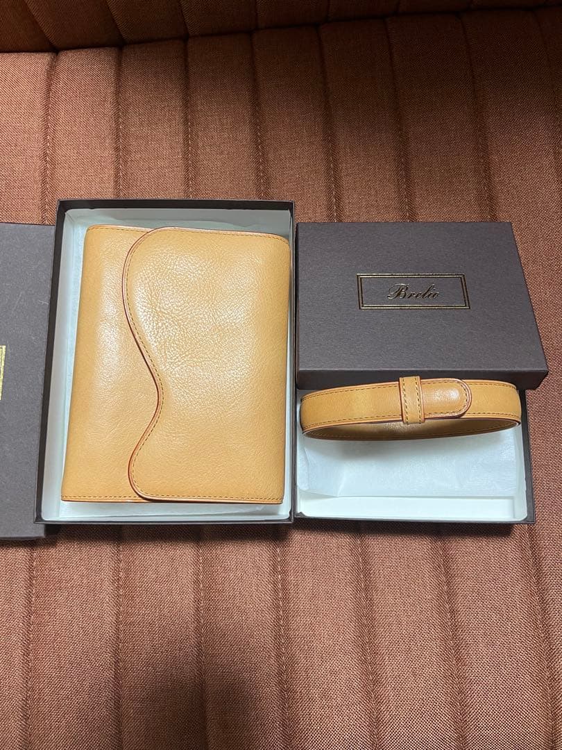 ブレイリオシステム手帳 カルマ ミネルバボックス ミニ6サイズ ベルト付き