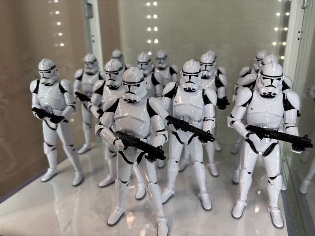 クローン軍団 13体＋ストーム部隊3体 プラモセット　（組立済）【軍団増強向け】