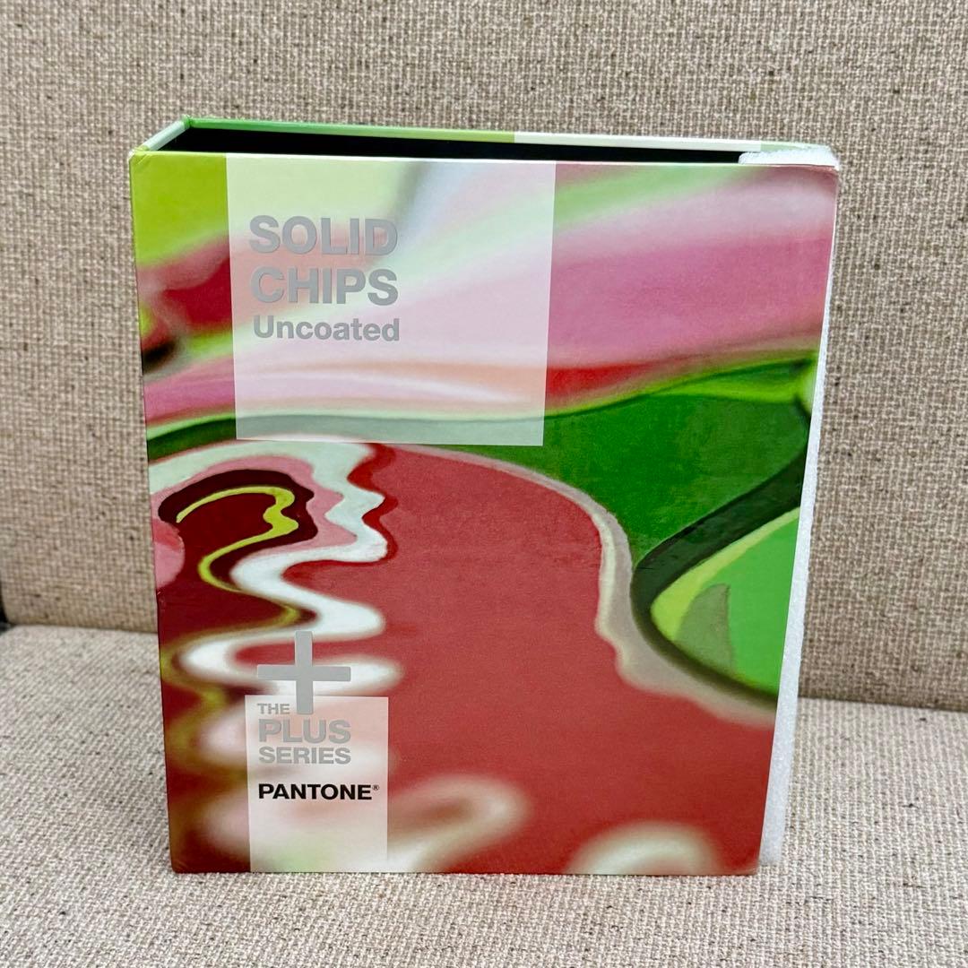 PANTONE SOLID CHIPS Uncoated 2冊