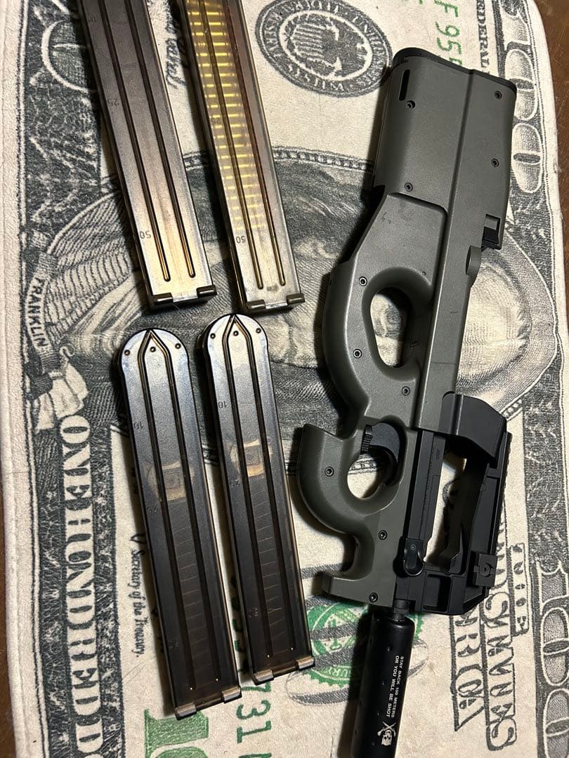 東京マルイ　P90 ジャンク