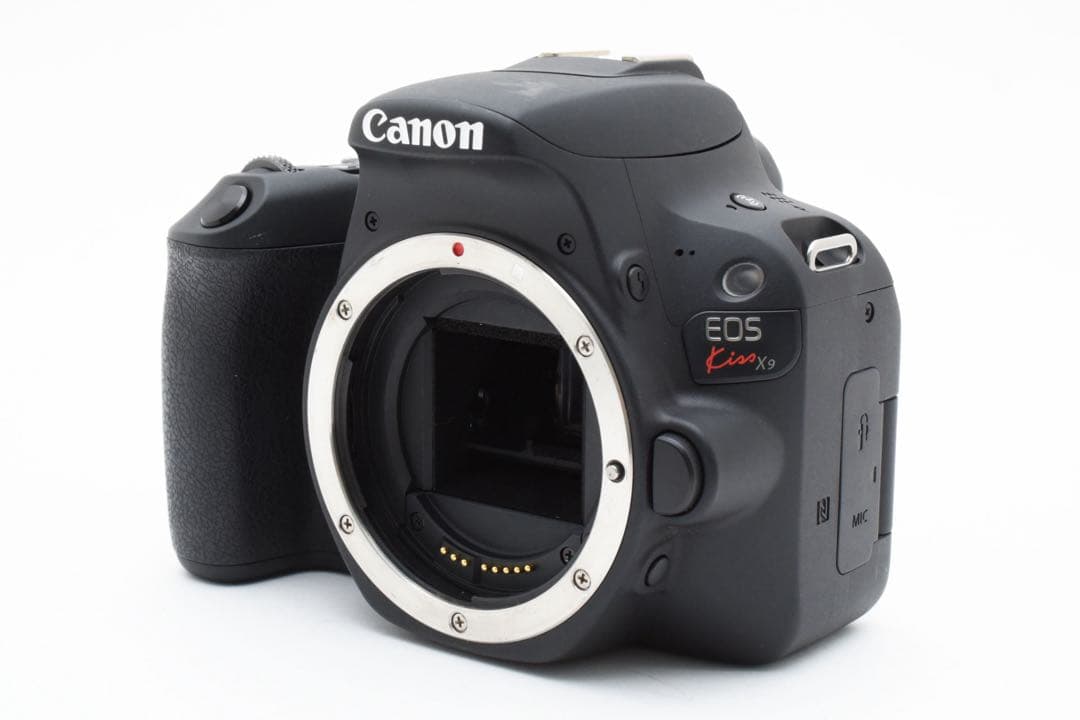 canon kiss x9 標準レンズセットCanon EF 35-70mm