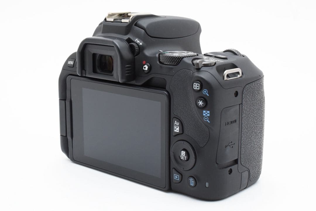 canon kiss x9 標準レンズセットCanon EF 35-70mm