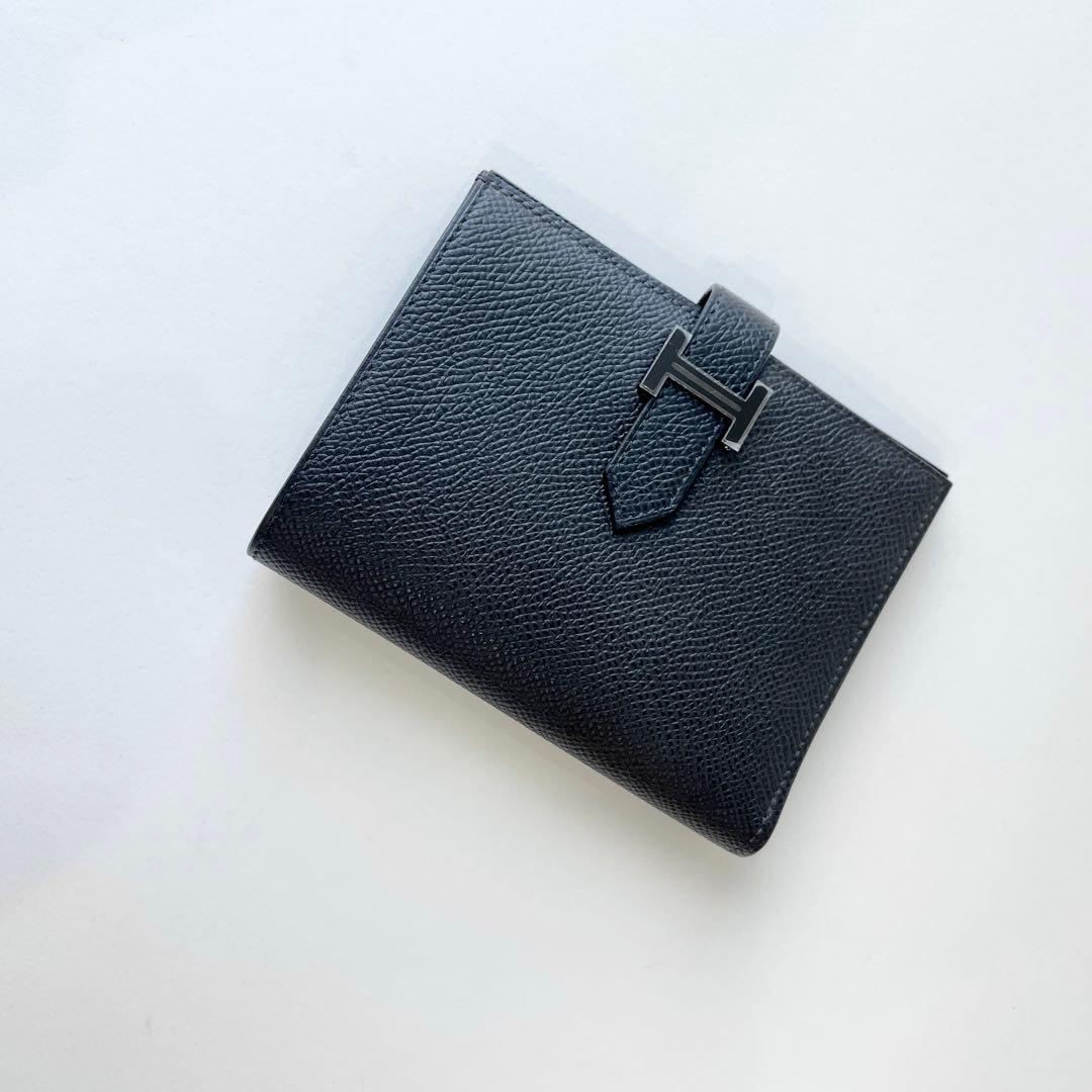 【新品】希少 エルメス ベアンコンパクト モノクローム 黒/黒