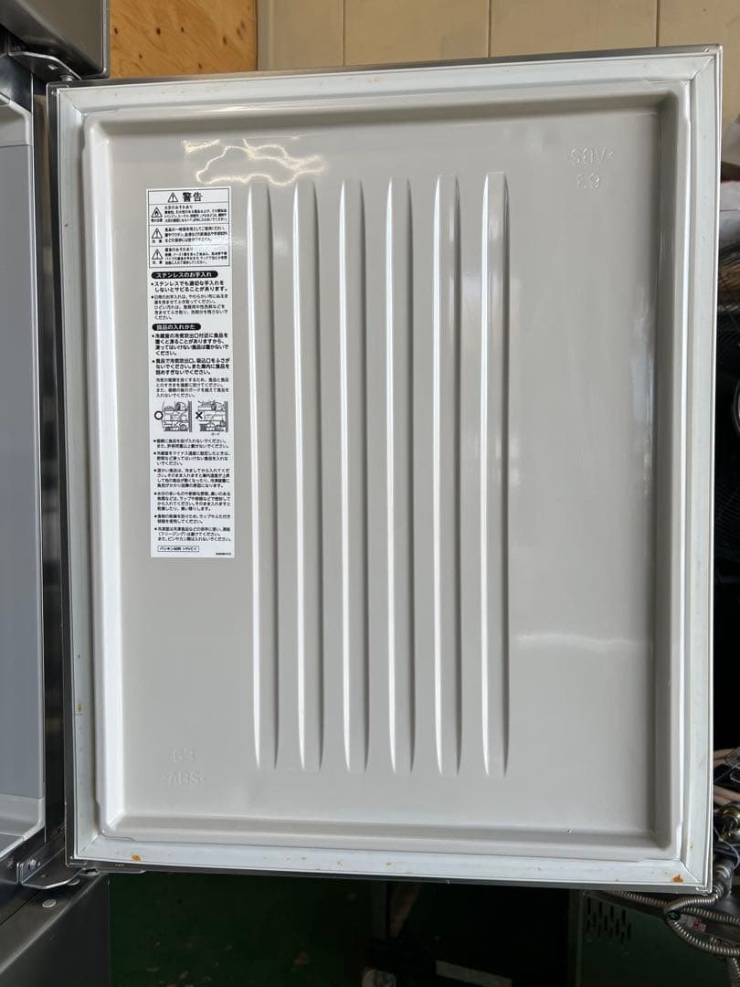 2019年ホシザキ縦型冷蔵庫 625x800x1890