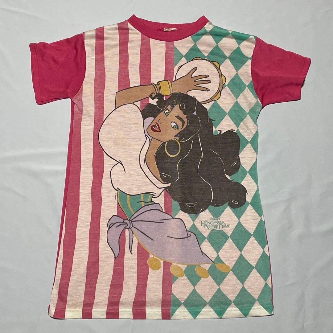Disney ノートルダムの鐘 エスメラルダ TシャツSサイズ程