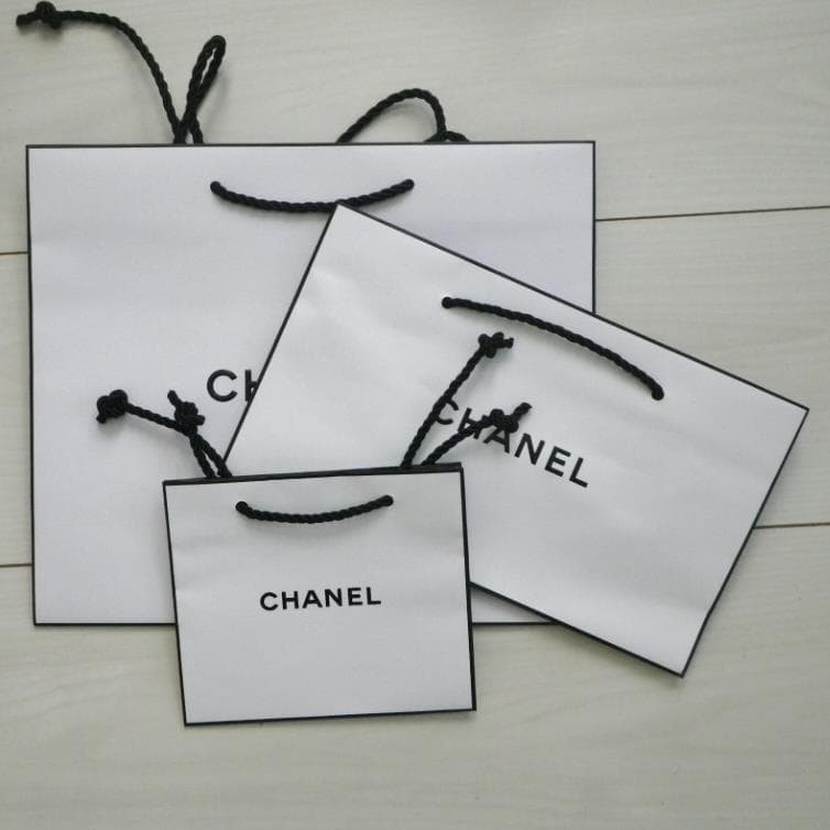 白赤２点セット シャネル新品ラッピングボックス プレゼント用ショップ袋クリスマス