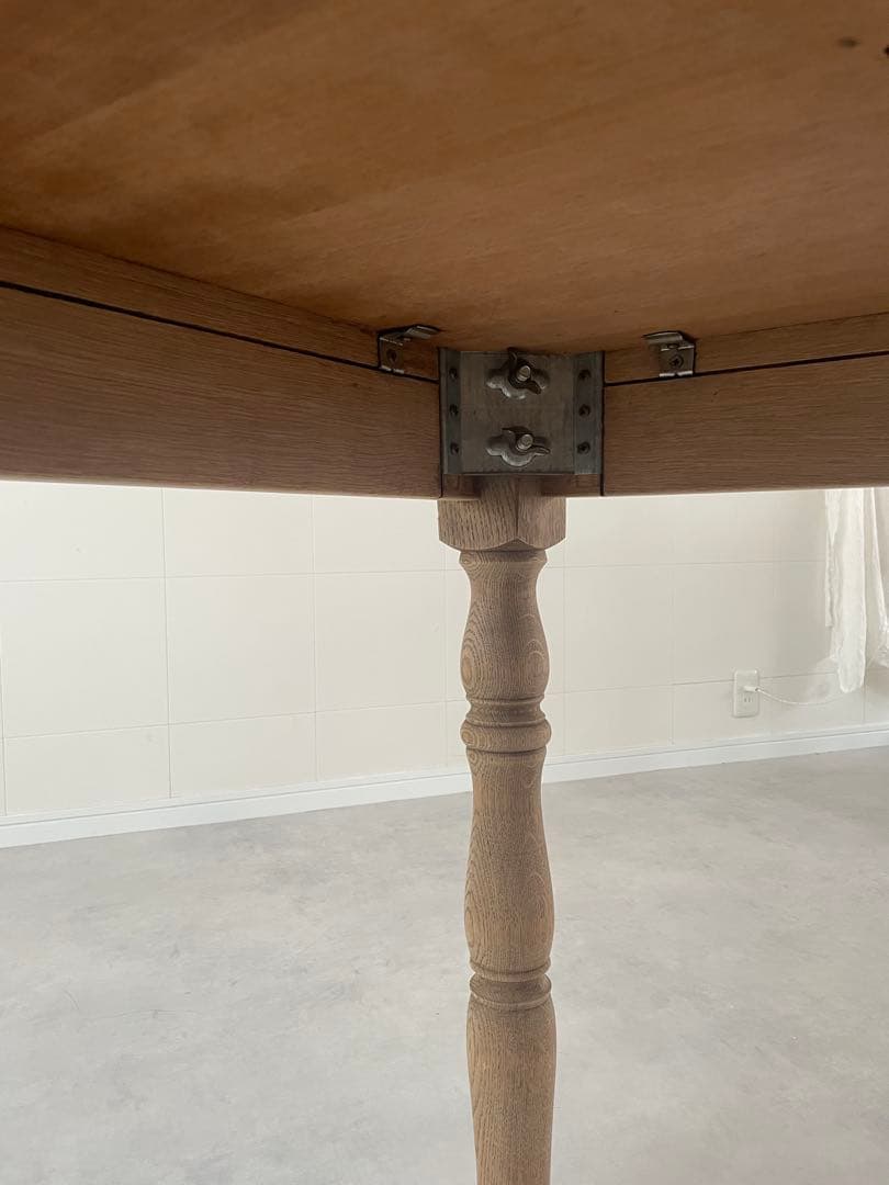 アンティーク ダイニングテーブル 剥離加工 丸テーブル ラウンドテーブル