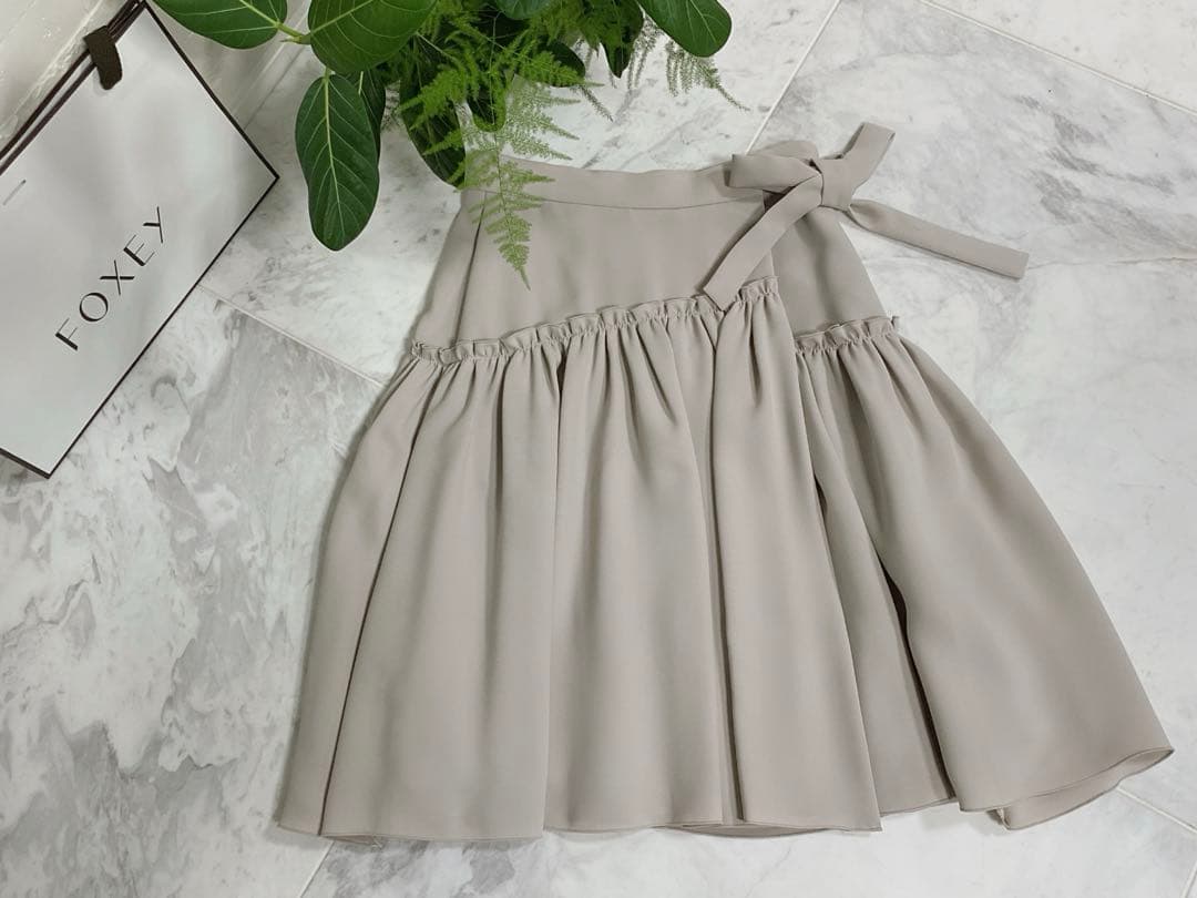 未使用★FOXEY/フォクシーギャザー切り替えスカート 38